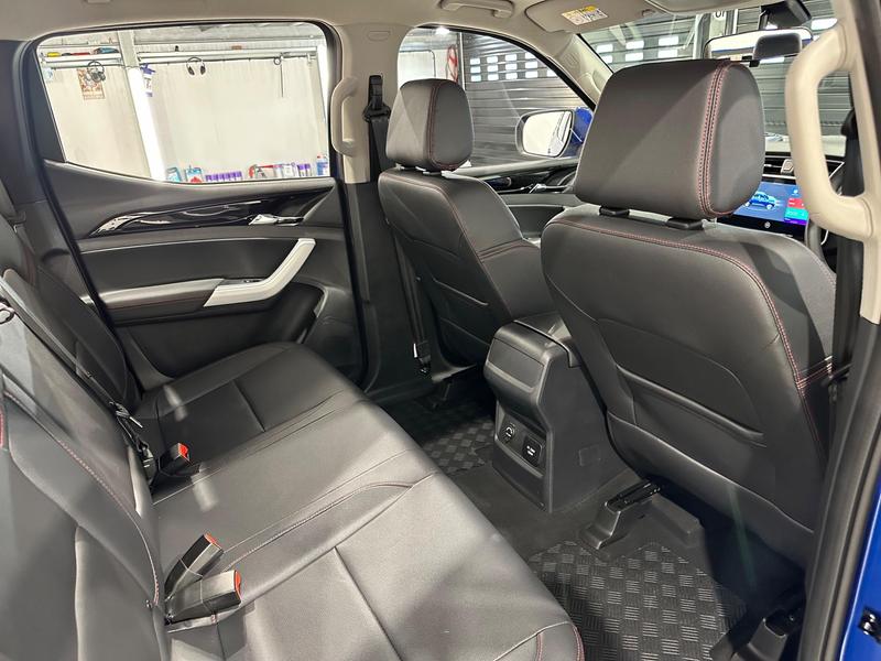 MAXUS T90EV