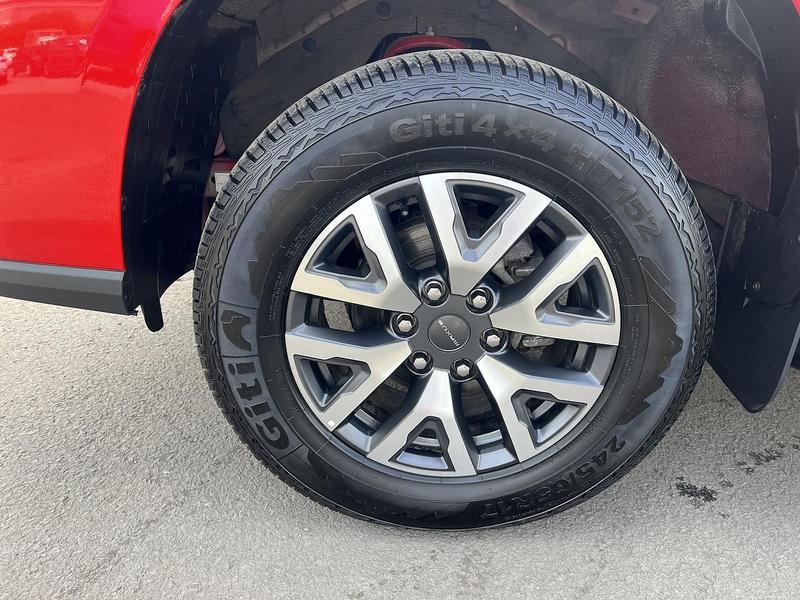 MAXUS T90EV