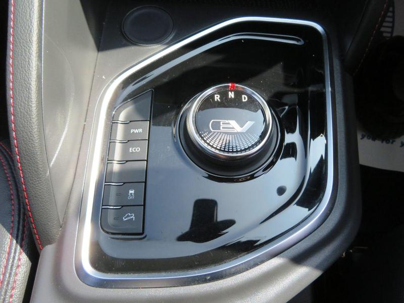 MAXUS T90EV