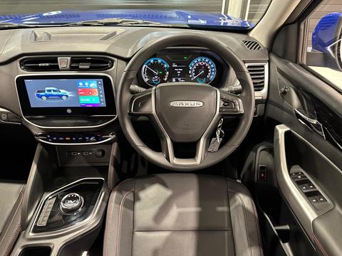 MAXUS T90EV