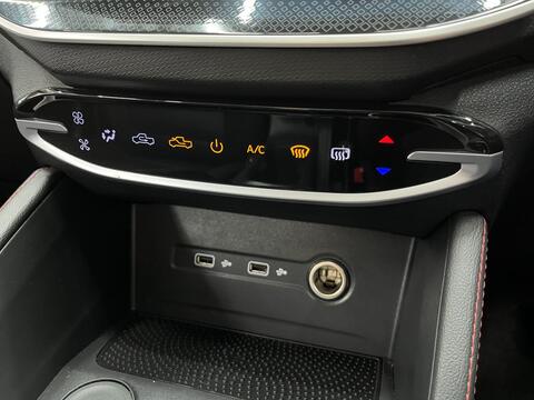 MAXUS T90EV