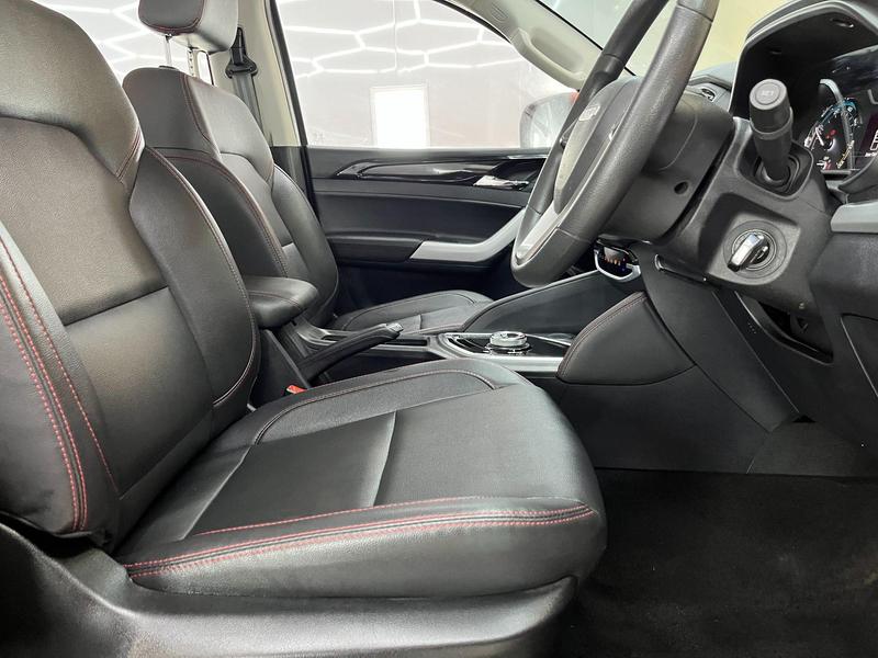 MAXUS T90EV