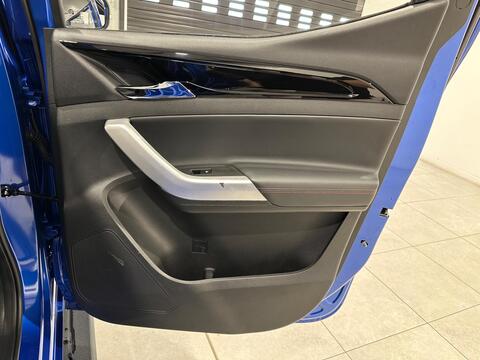 MAXUS T90EV