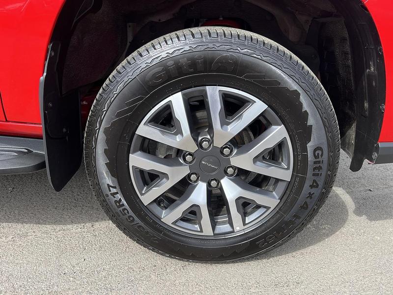 MAXUS T90EV