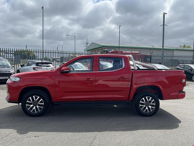 MAXUS T90EV