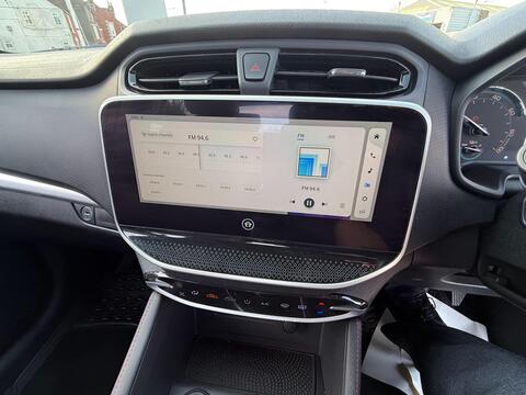 MAXUS T90EV